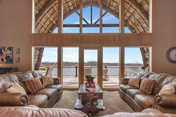 $1,599,000 | 2917 Vonderheide Drive Southwest, Alexandria, MN 56308