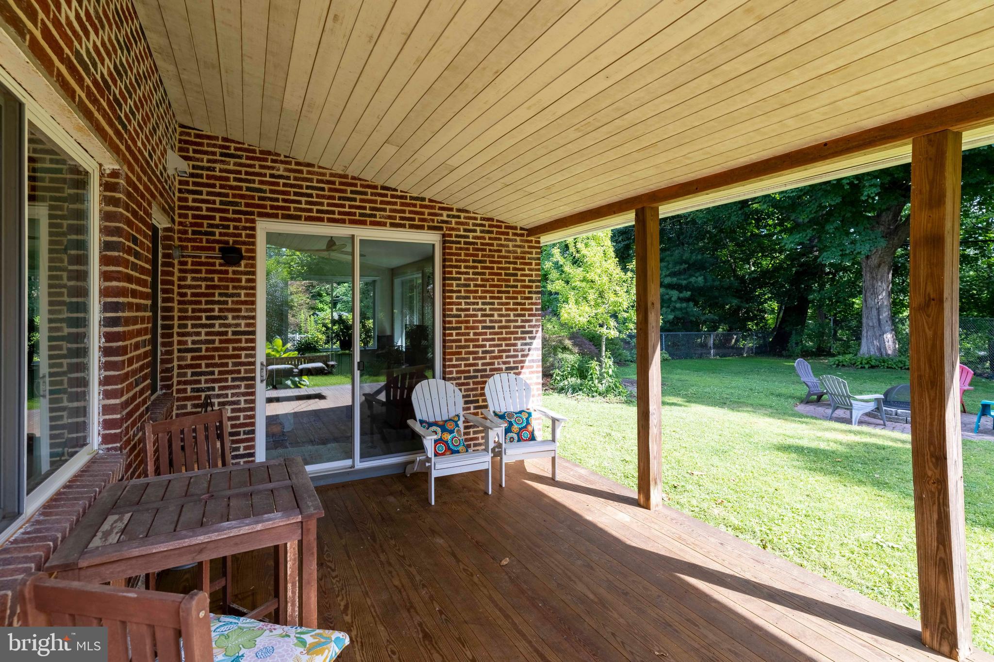 331 Crest Park Road Philadelphia, PA 19119 - Photo 31 of 33 Porch