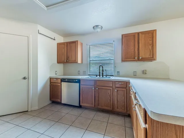 $2,000 | 2316 Logan Drive, Round Rock, TX 78664