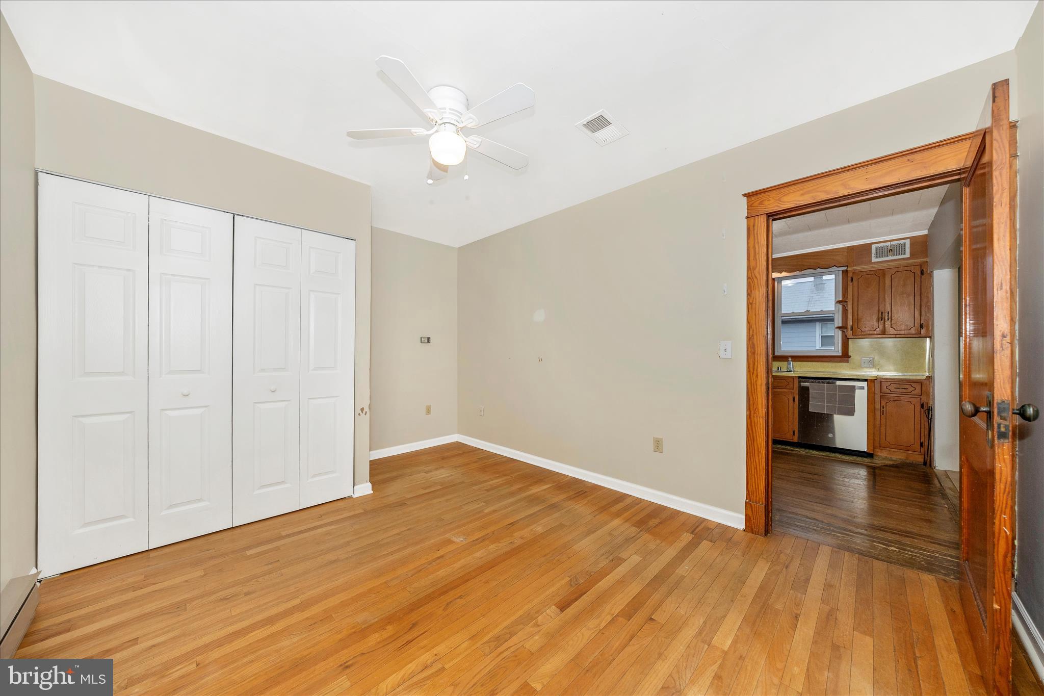 507 9th Avenue Brunswick, MD 21716 - Photo 16 of 43 Primary Bedroom