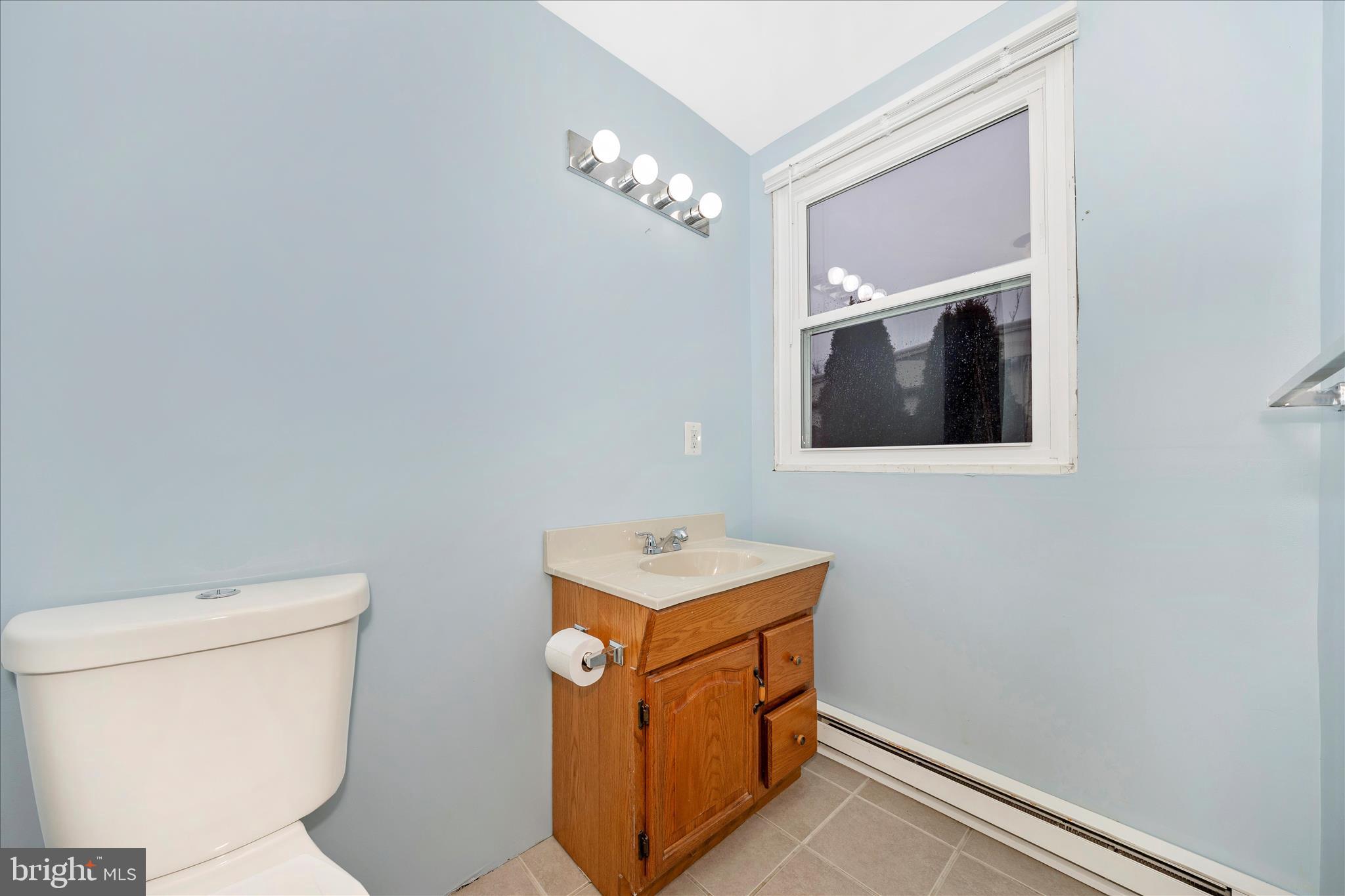 507 9th Avenue Brunswick, MD 21716 - Photo 17 of 43 Primary Bathroom