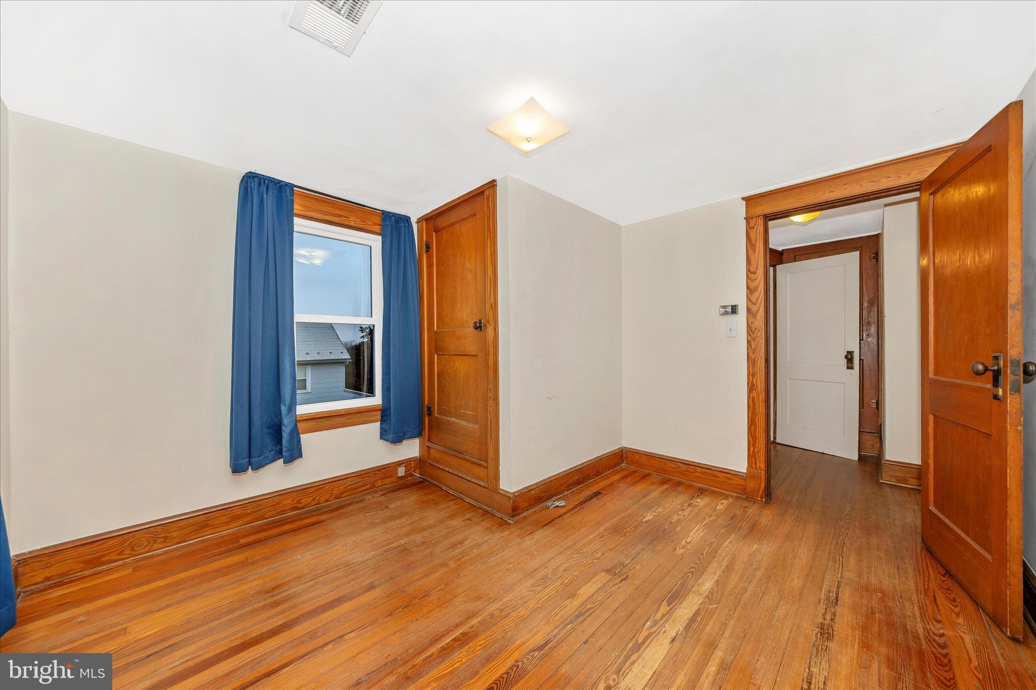 507 9th Avenue Brunswick, MD 21716 - Photo 22 of 43 Bedroom 2