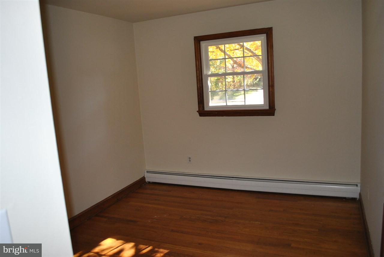 820 Fairview Road Carlisle, PA 17013 - Photo 11 of 24 Gallery Image 11