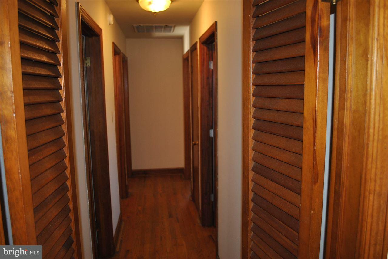 820 Fairview Road Carlisle, PA 17013 - Photo 9 of 24 Gallery Image 9