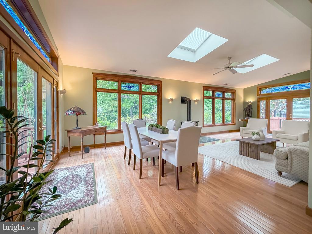 249 Forrest Road Yardley, PA 19067 - Photo 8 of 36 Breakfast Area
