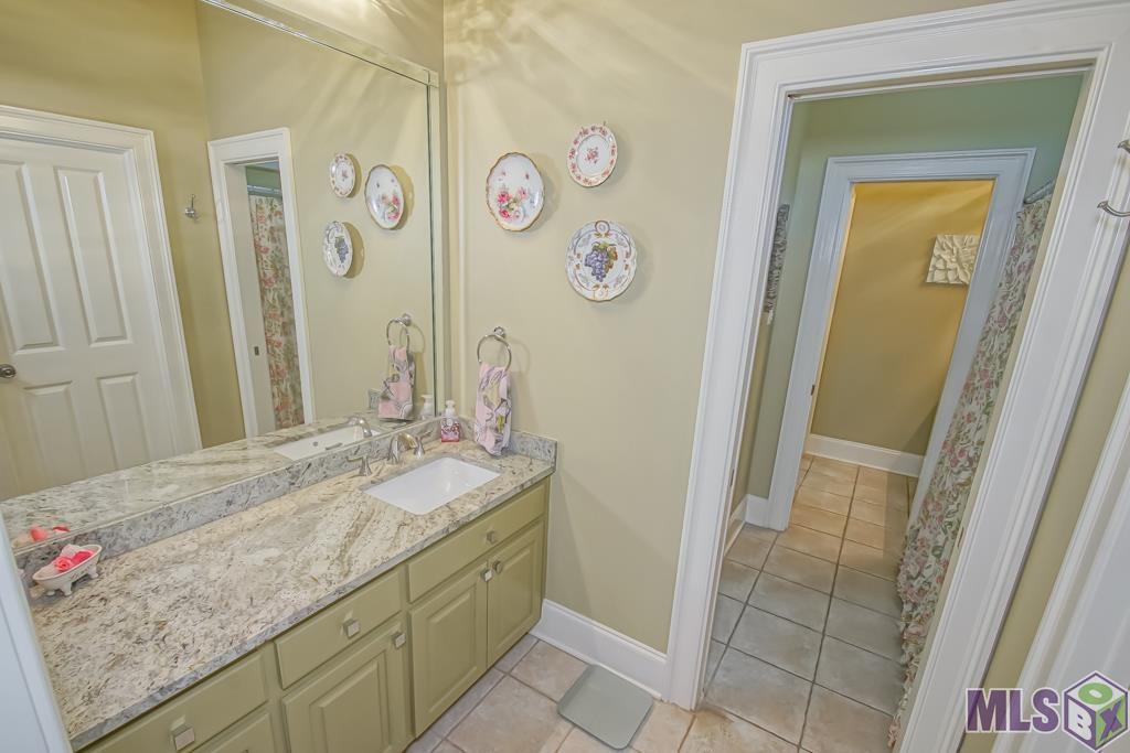 14045 Lovett Road Central, LA 70818 - Photo 29 of 49