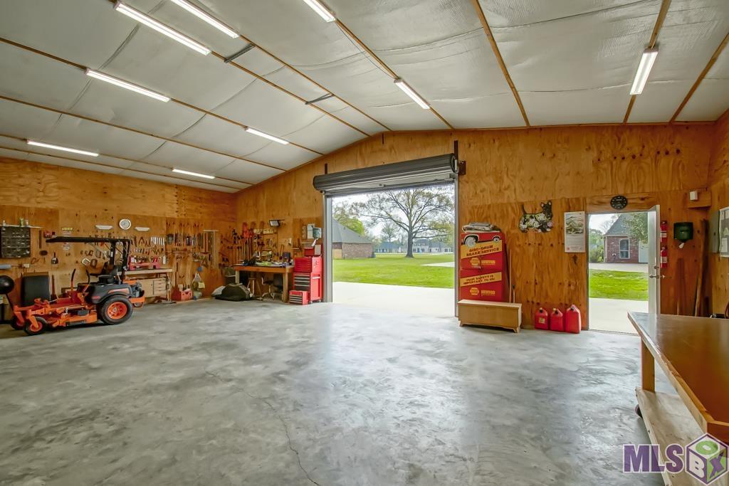 14045 Lovett Road Central, LA 70818 - Photo 40 of 49