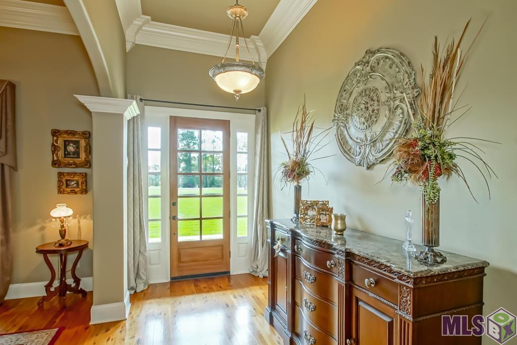 14045 Lovett Road Central, LA 70818 - Photo 5 of 49
