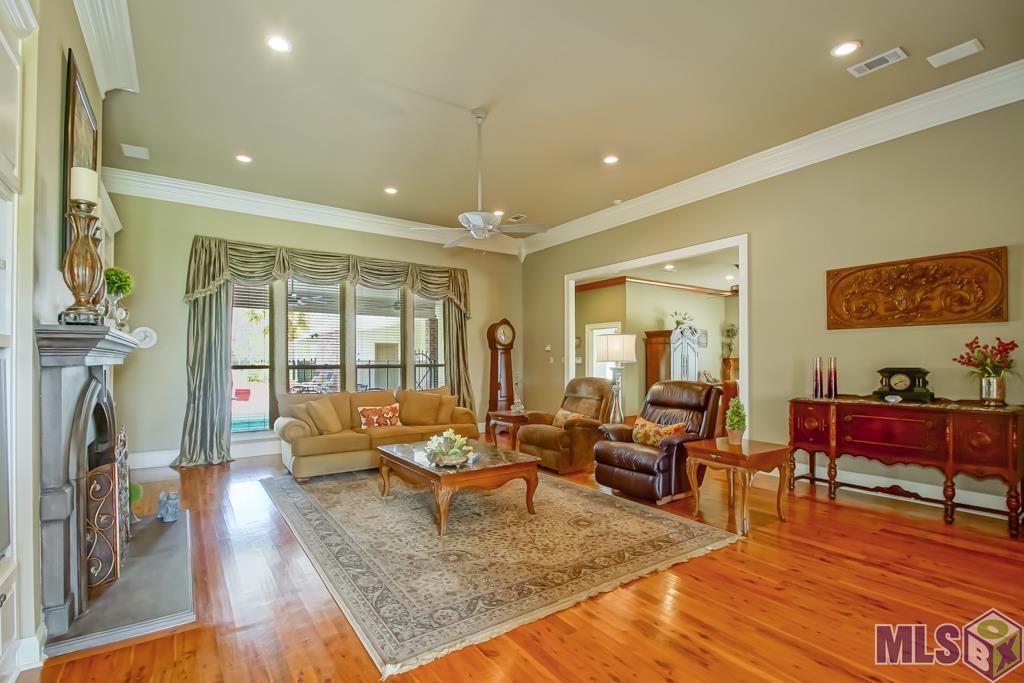 14045 Lovett Road Central, LA 70818 - Photo 6 of 49