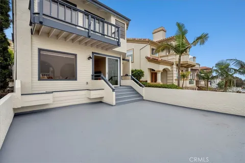 $3,250,000 | 512 South Gertruda Avenue, Redondo Beach, CA 90277