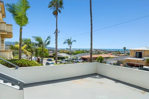 $3,250,000 | 512 South Gertruda Avenue, Redondo Beach, CA 90277