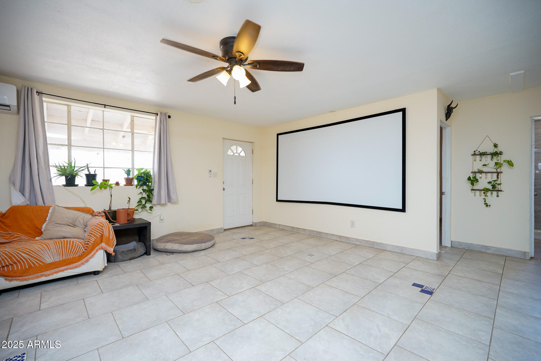 4679 West Prince Road McNeal, AZ 85617 - Photo 16 of 39 Living Room