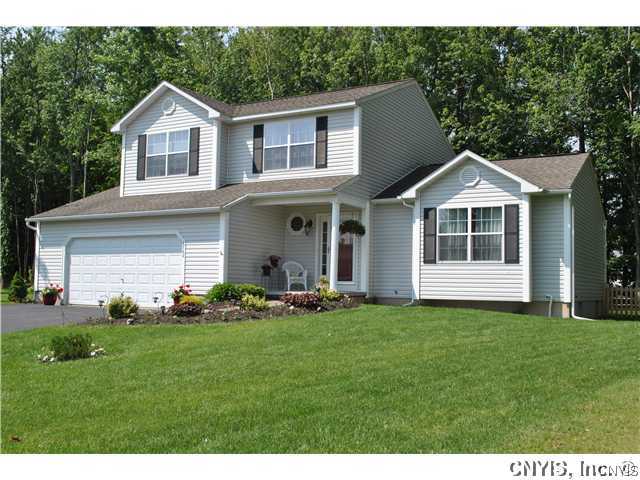 8742 Riverside House Path Cicero, NY 13029 - Photo 1 of 1 Exterior Front