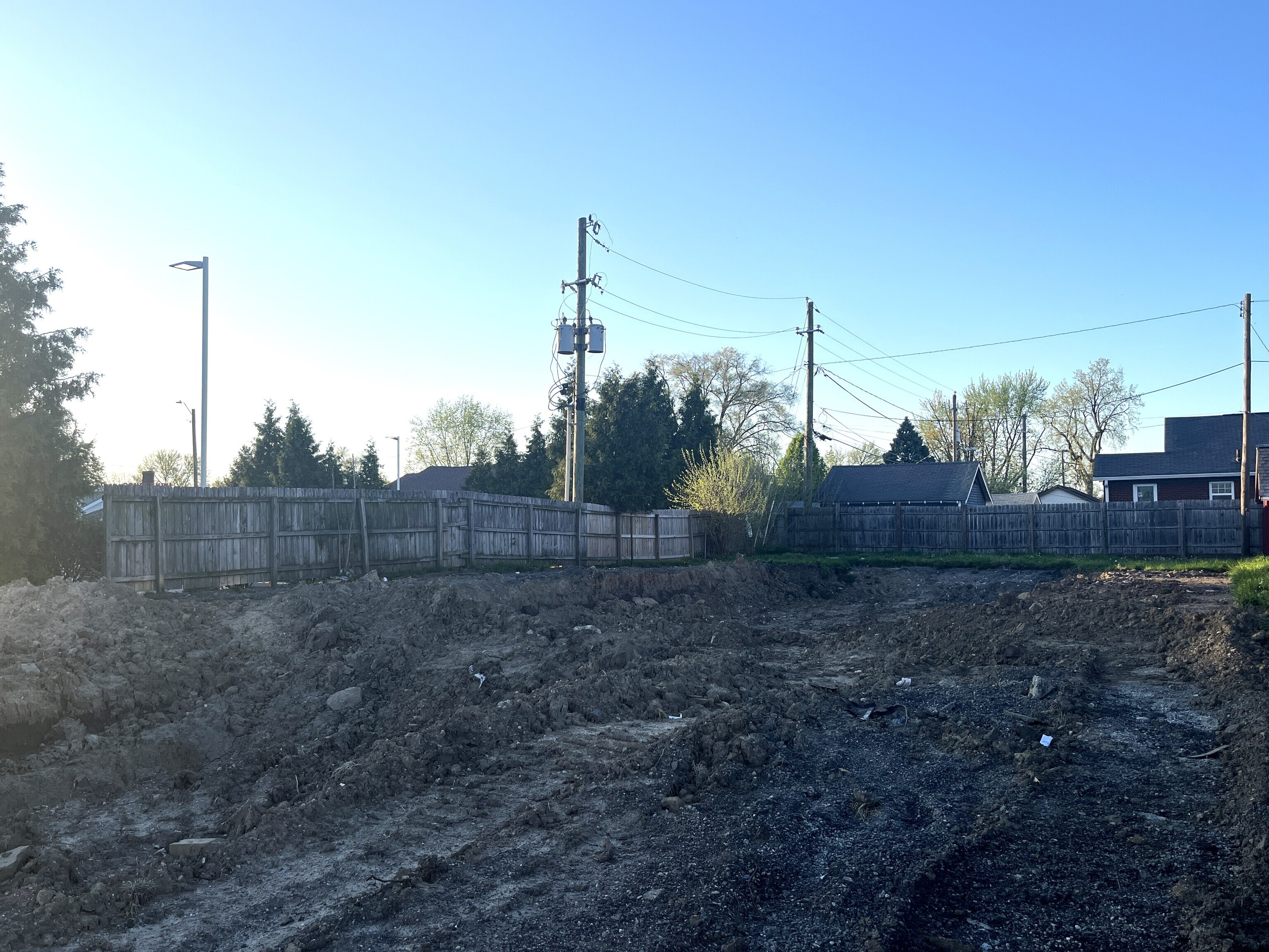 4412 East 10th Street Indianapolis, IN 46201 - Photo 2 of 2
