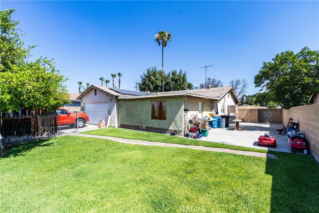 485 East Randall Avenue Rialto, CA 92376 - Photo 29 of 37