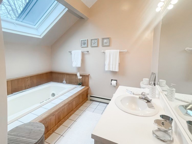 40 Hidden Cove Road, Unit 16 Oak Bluffs, MA 02557 - Photo 15 of 28 Gallery Image 15