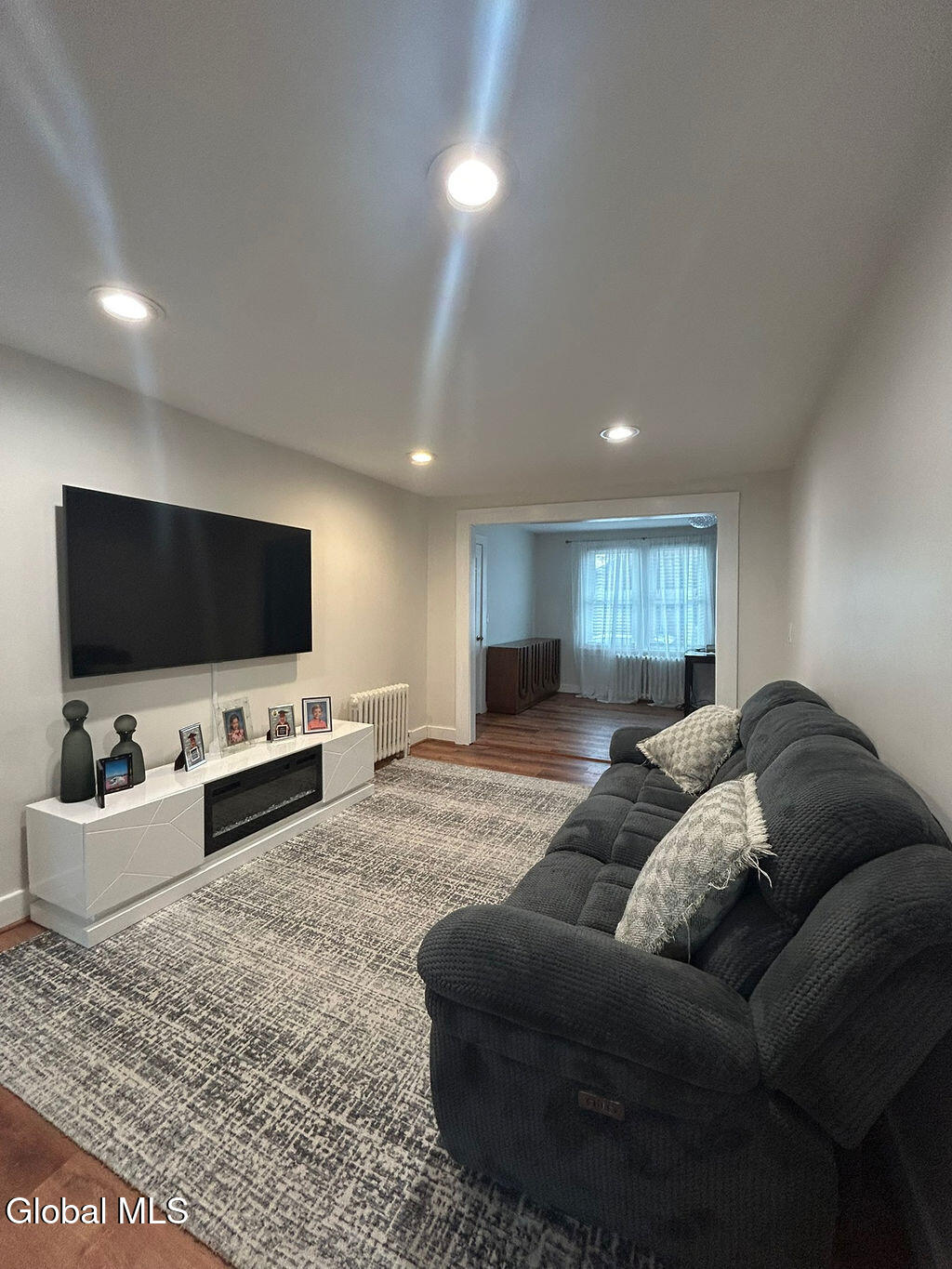 329 River Bend Road Troy, NY 12182 - Photo 5 of 26 329RiverBendLRIMG_4278
