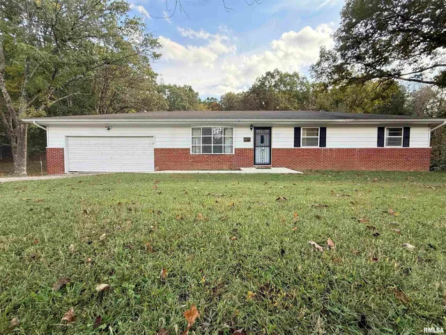 $234,000 | 8375 Highway 145, Harrisburg, IL 62946