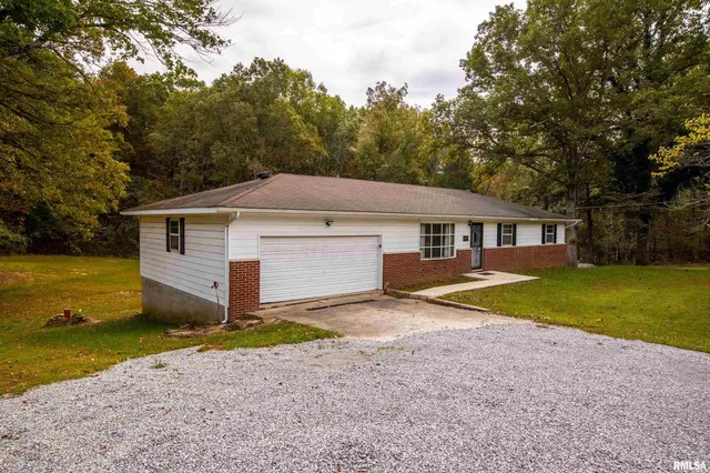 $234,000 | 8375 Highway 145, Harrisburg, IL 62946