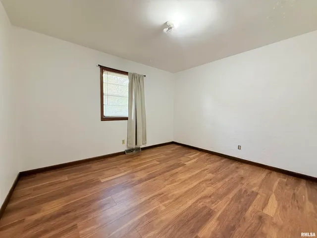 $234,000 | 8375 Highway 145, Harrisburg, IL 62946