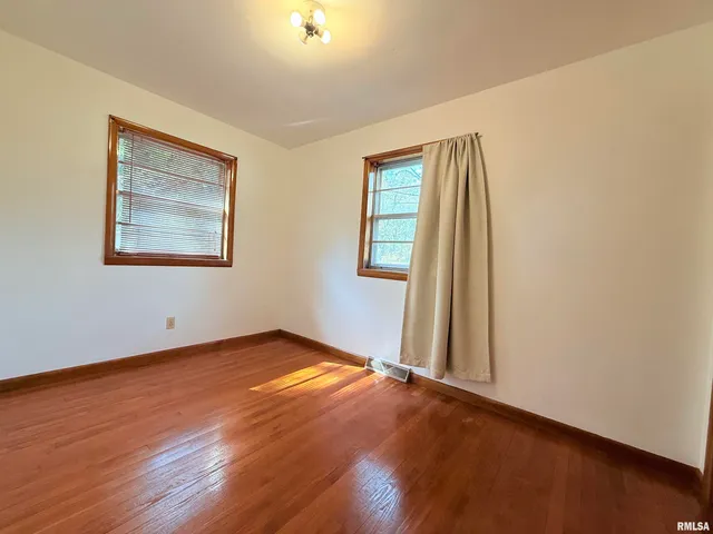 $234,000 | 8375 Highway 145, Harrisburg, IL 62946