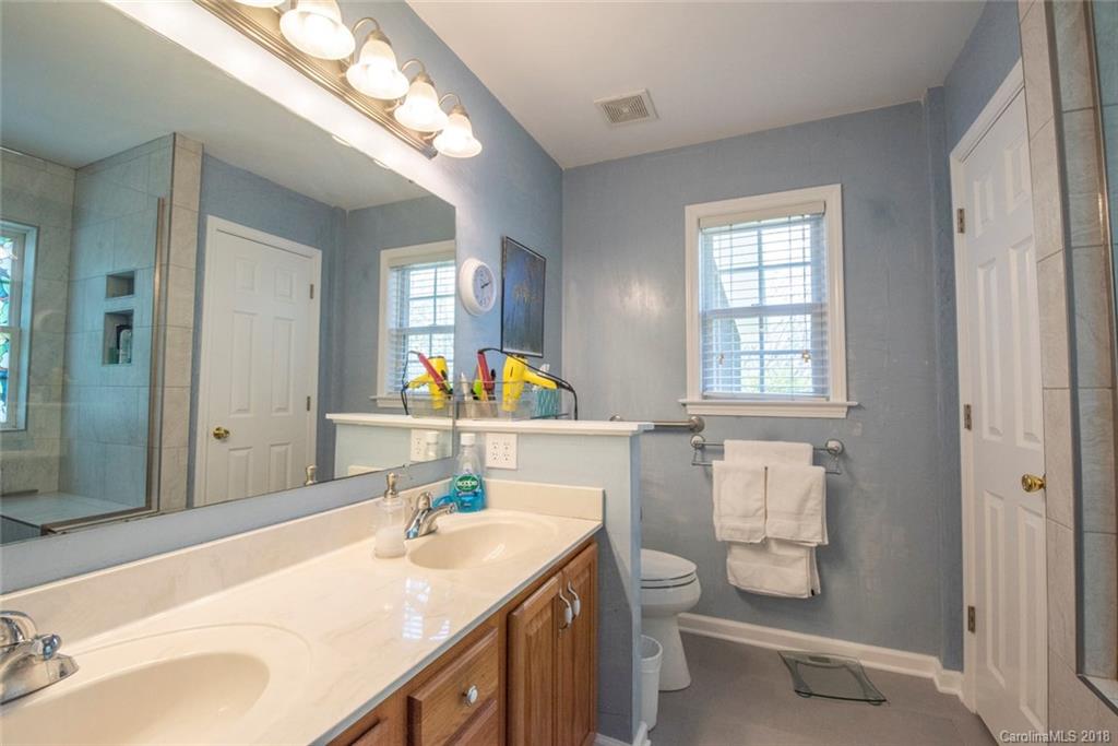 246 Cottage Ridge Road Fletcher, NC 28732 - Photo 8 of 17 Gallery Image 8