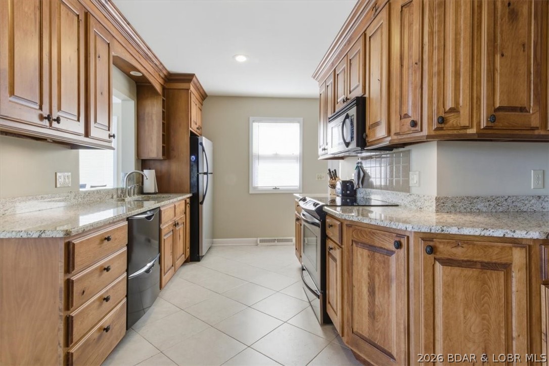 1640 Nichols Road Osage Beach, MO 65065 - Photo 8 of 58