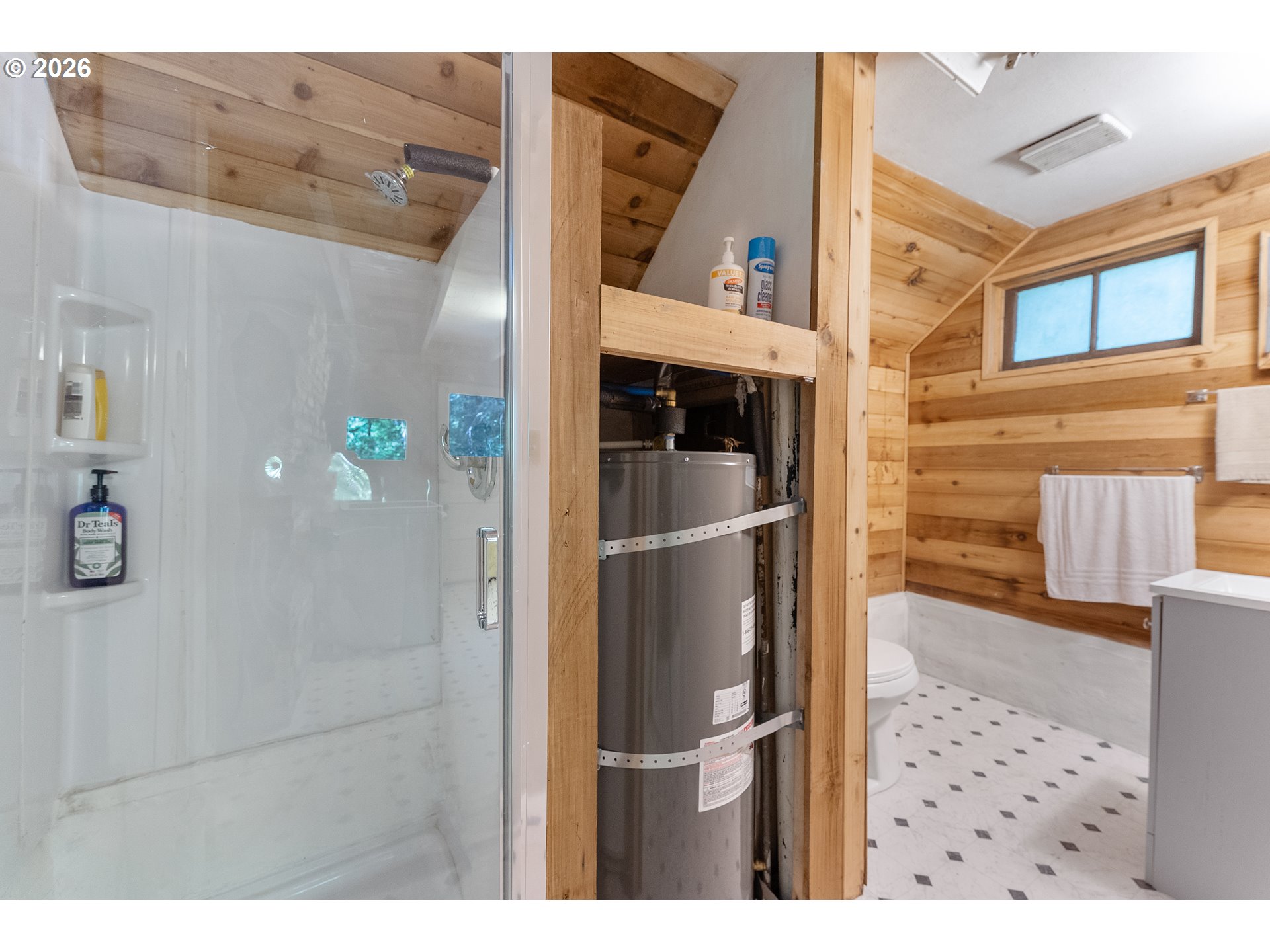 29544 Road 12 Rhododendron, OR 97049 - Photo 21 of 44 Bathroom