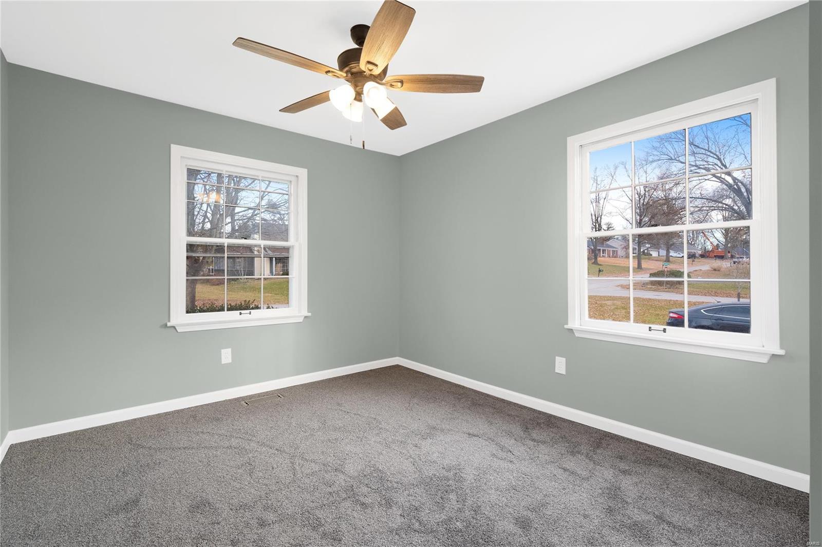 327 Providence Road Ballwin, MO 63011 - Photo 19 of 29 Gallery Image 19