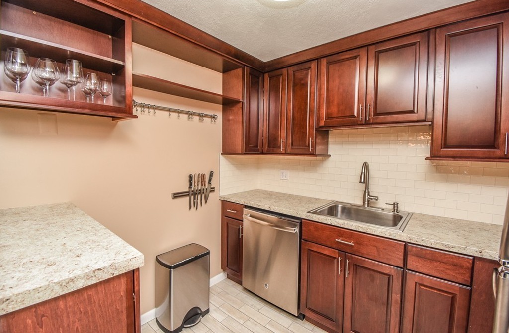 18 Hamilton Road, Unit 306 Arlington, MA 02474 - Photo 12 of 24 Gallery Image 12