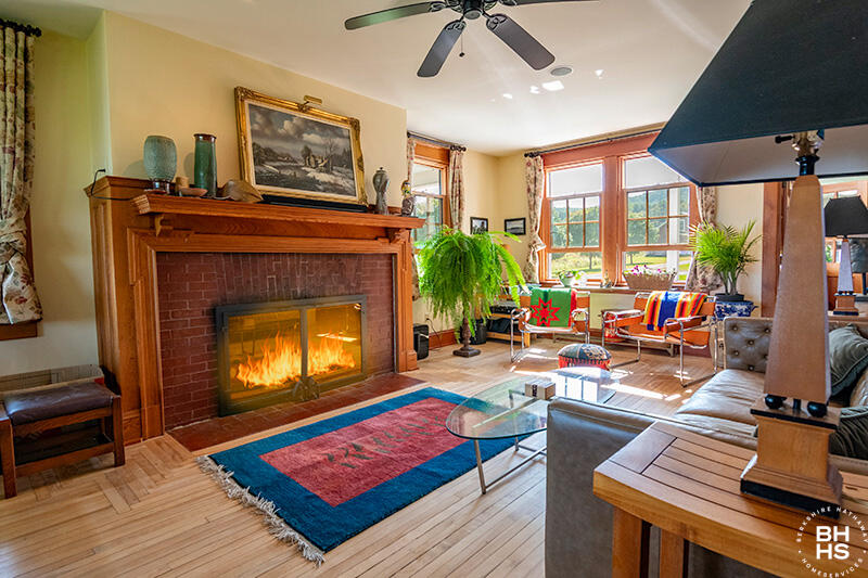 56 Albee Road Essex, NY 12936 - Photo 14 of 57 SheldonFarmOnLakeChamplain_LivingRoom_R_