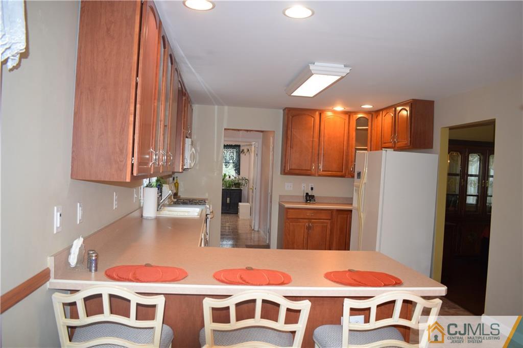 3 Highwood Road Somerset, NJ 08873 - Photo 11 of 25 Gallery Image 11