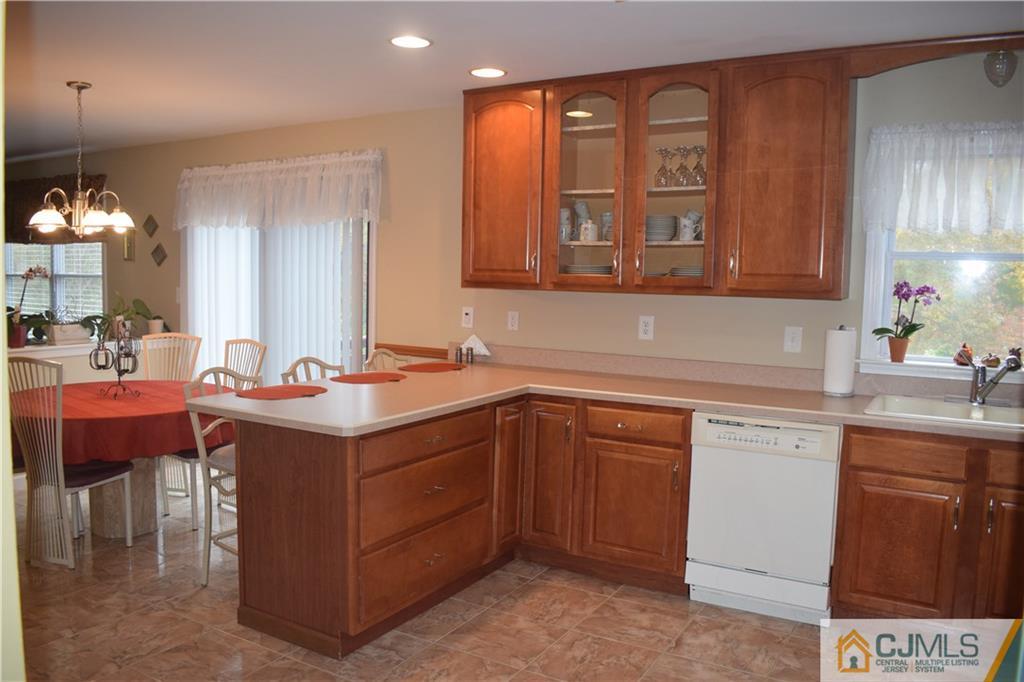 3 Highwood Road Somerset, NJ 08873 - Photo 8 of 25 Gallery Image 8