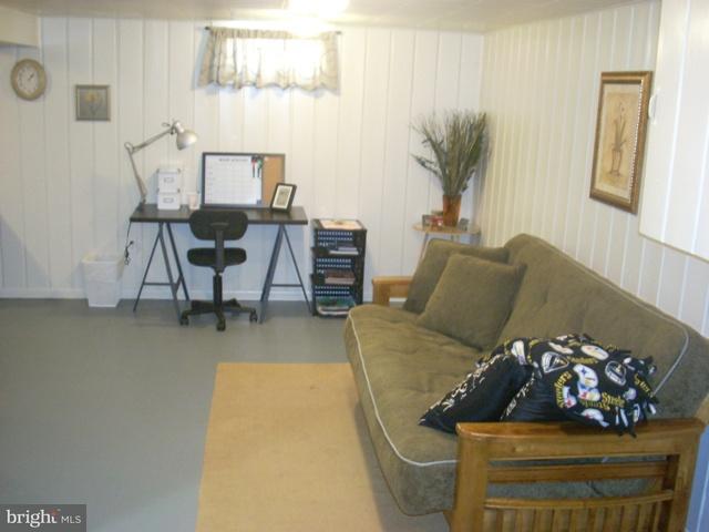 2969 Croyden Road Harrisburg, PA 17104 - Photo 8 of 9 Gallery Image 8