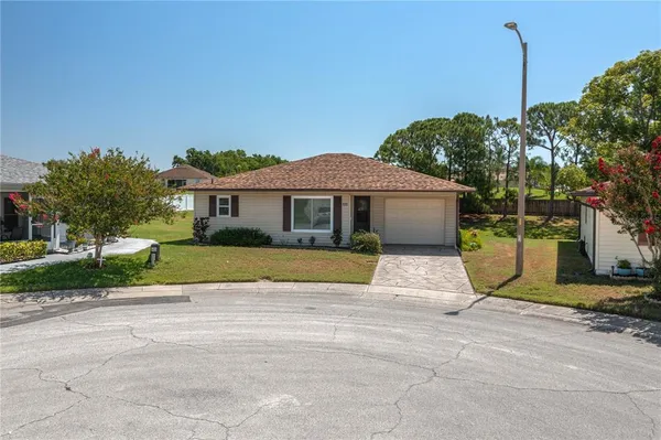 $234,500 | 3245 Prairie Dunes Circle East, Lakeland, FL 33810