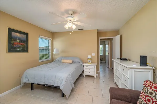 $234,500 | 3245 Prairie Dunes Circle East, Lakeland, FL 33810