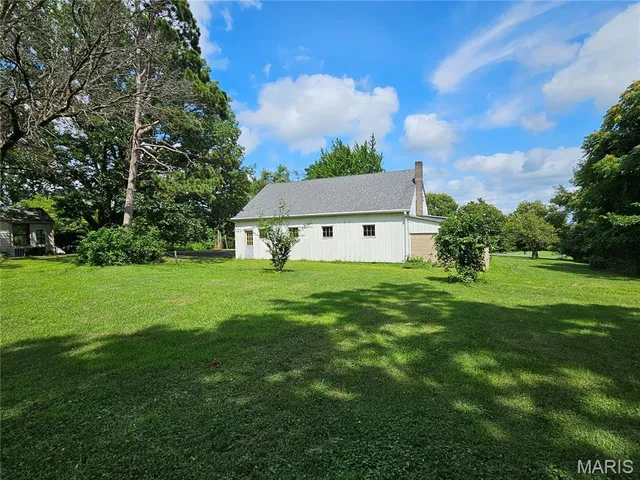 $149,900 | 200 West Kinkead Road, Hillsboro, IL 62049