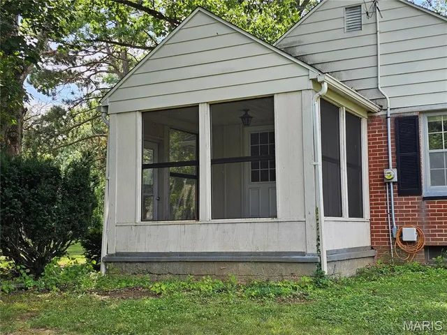 $149,900 | 200 West Kinkead Road, Hillsboro, IL 62049