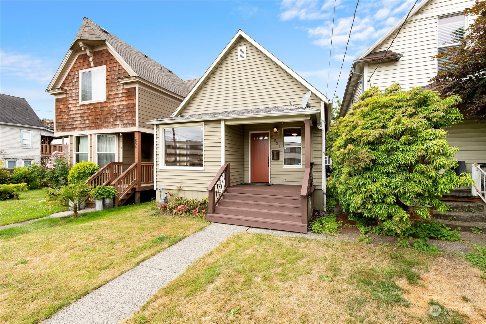 2934 Cedar Street Everett, WA 98201 - Photo 2 of 35 a view of a house with backyard and garden