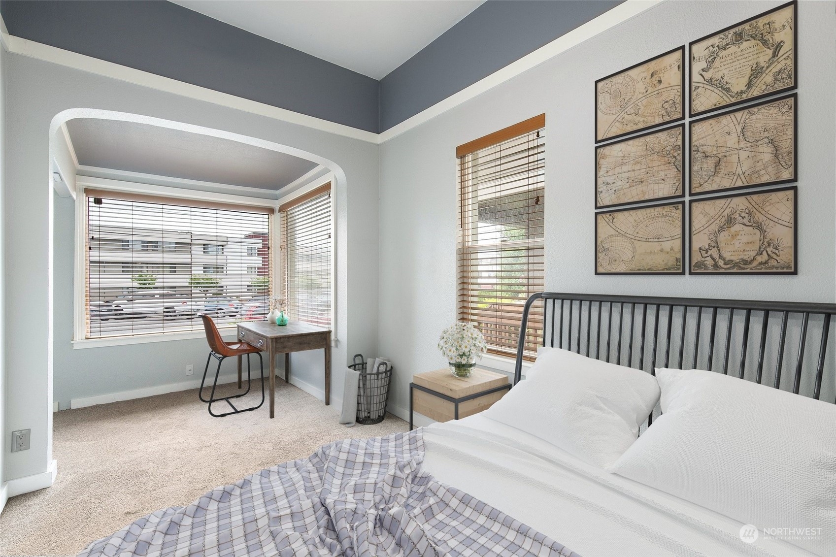 2934 Cedar Street Everett, WA 98201 - Photo 10 of 35 a living room with furniture and a window