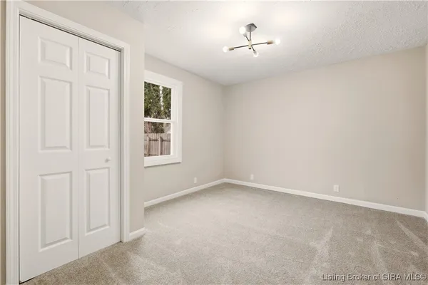 $214,900 | 2315 Alta Avenue, New Albany, IN 47150
