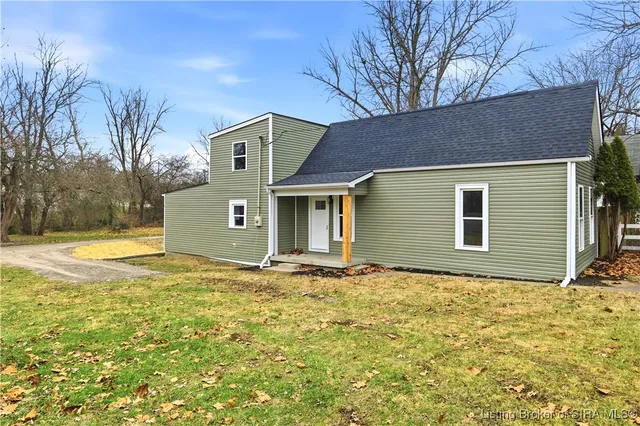 $224,900 | 2315 Alta Avenue, New Albany, IN 47150