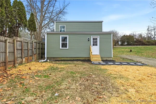 $214,900 | 2315 Alta Avenue, New Albany, IN 47150