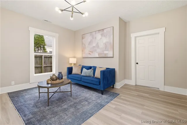 $224,900 | 2315 Alta Avenue, New Albany, IN 47150