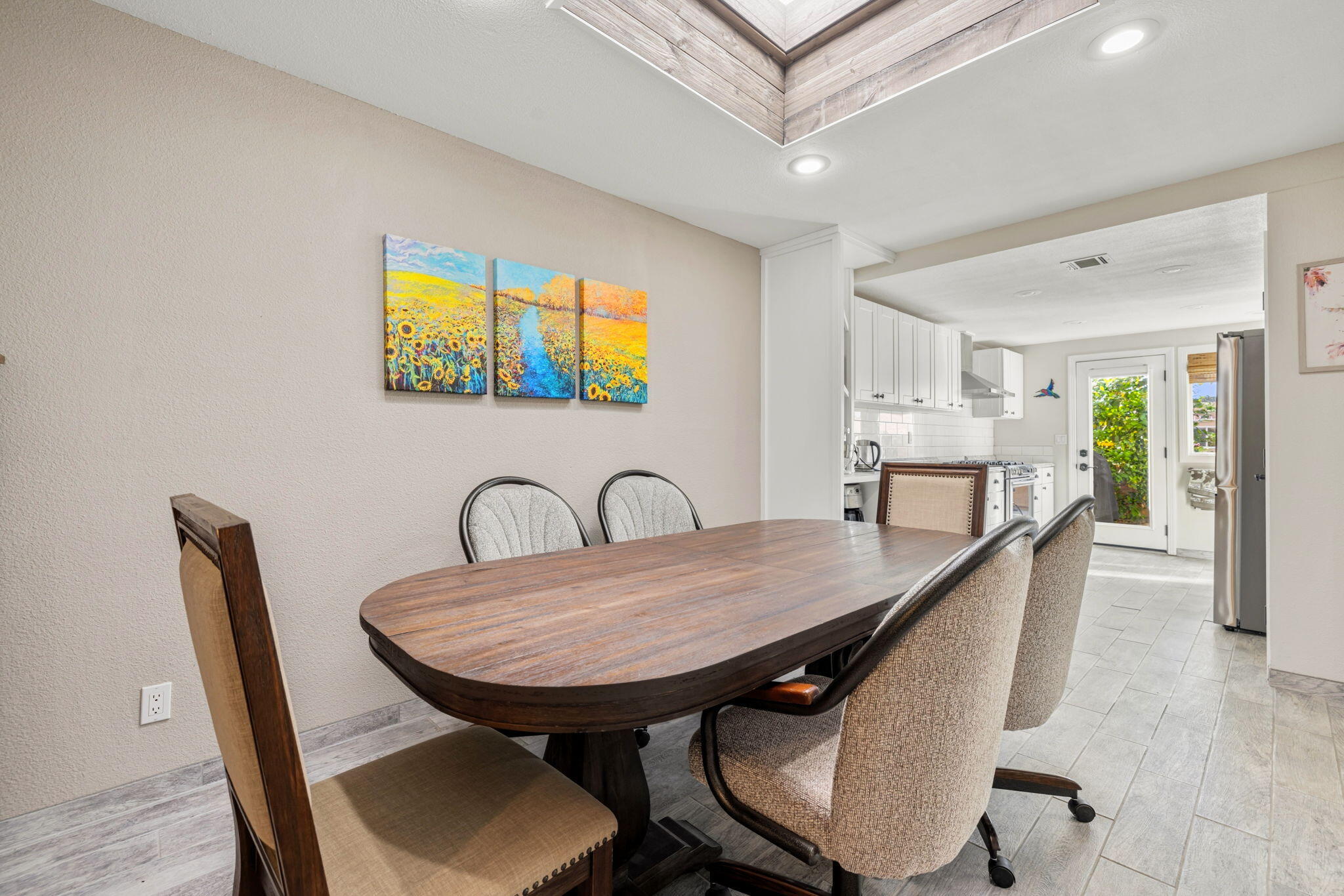 82191 Ullman Road Indio, CA 92201 - Photo 20 of 40 a dining room with furniture and window