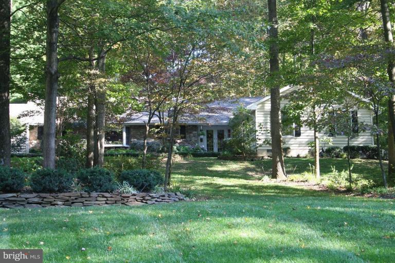 3491 Godspeed Road Davidsonville, MD 21035 - Photo 1 of 30 Lushly landscaped corner lot in Harbor Hills