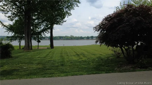$400,000 | 5820 Upper River Road, Unit B, Jeffersonville, IN 47130