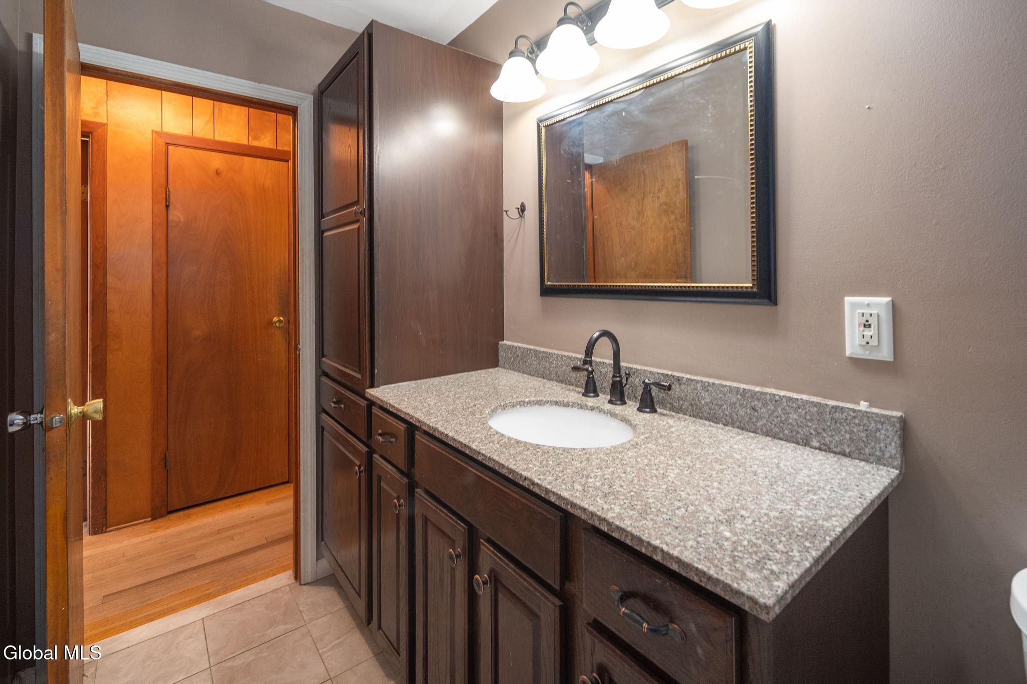 1326 Kings Road Guilderland, NY 12303 - Photo 16 of 33 img153