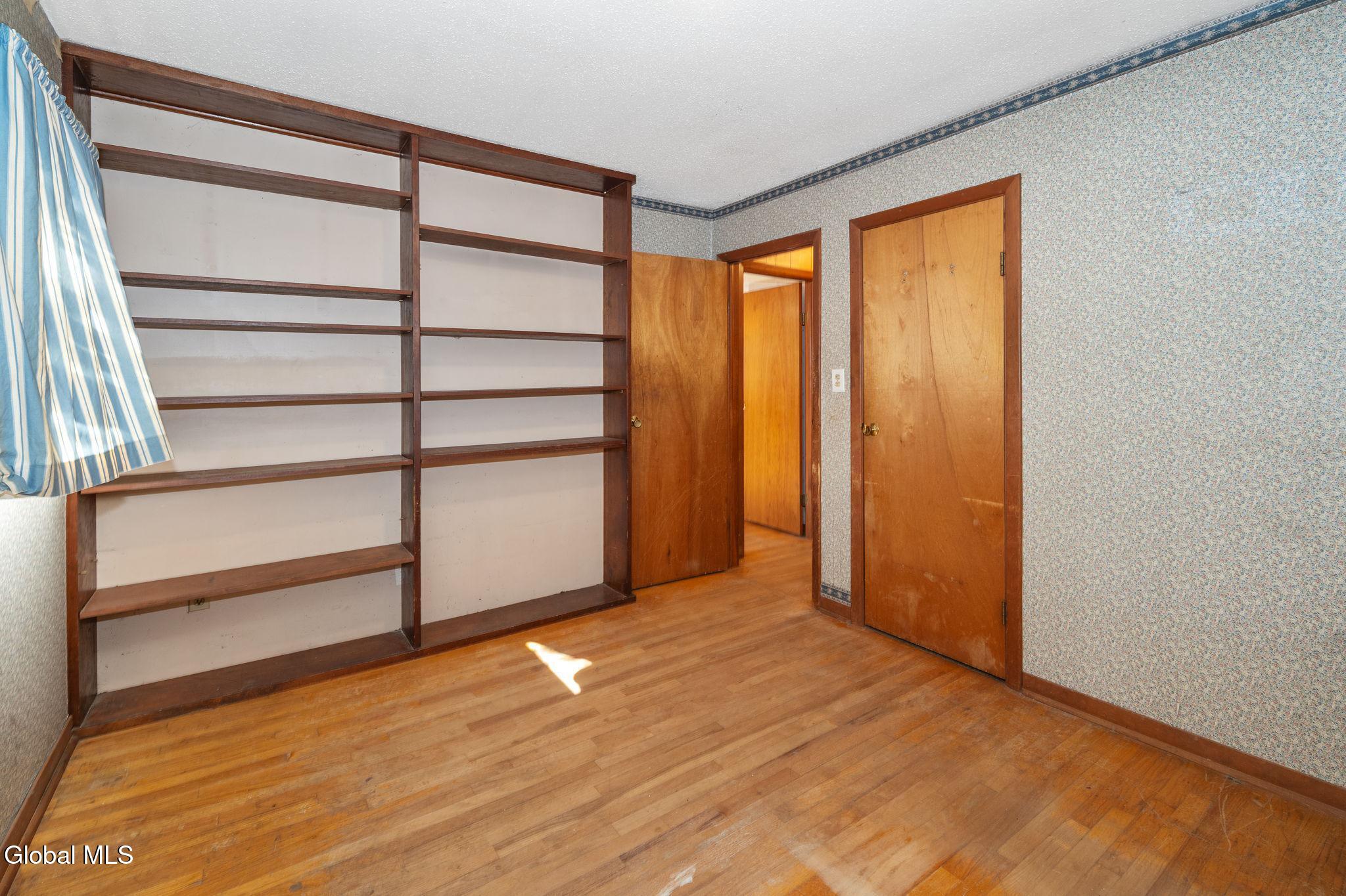 1326 Kings Road Guilderland, NY 12303 - Photo 17 of 33 img157