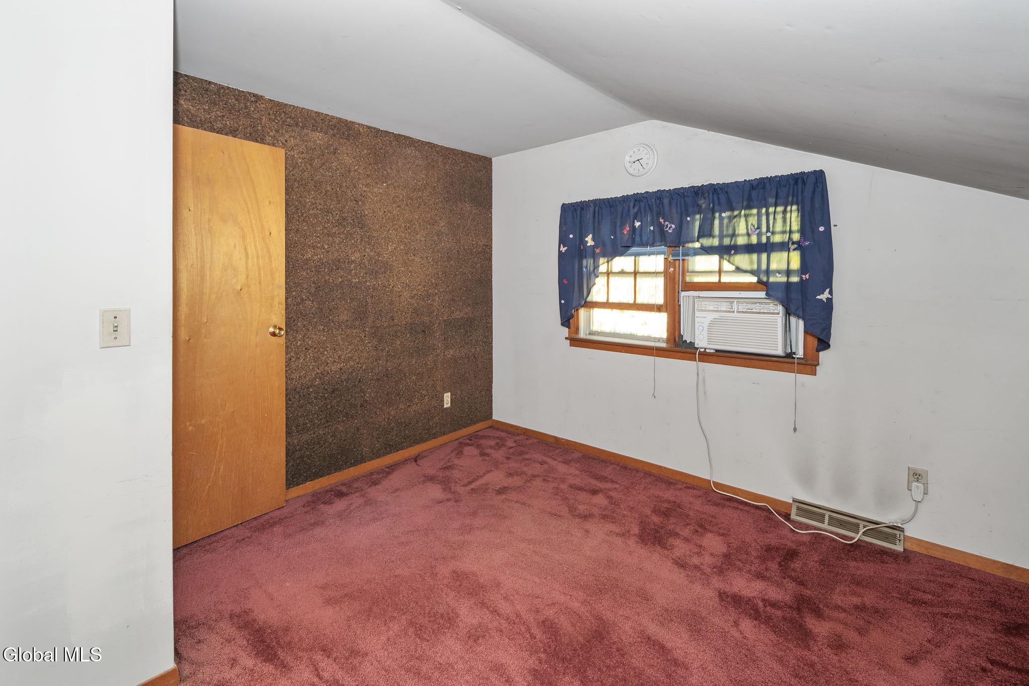 1326 Kings Road Guilderland, NY 12303 - Photo 22 of 33 img177